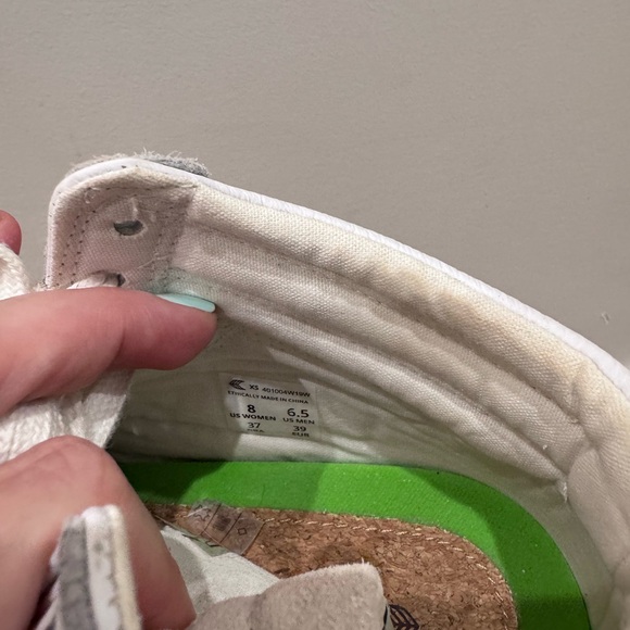 White and Black High-Top Cariuma Sneakers - Picture 6 of 6